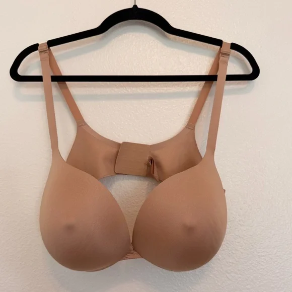 SKIMS Ultimate Nipple Push Up Bra 38D - Picture 3 of 5